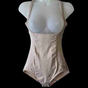 NWOT Miraclesuit Nude Beige Open-Bust Torso Sculpt Bodysuit #2918 Size Medium